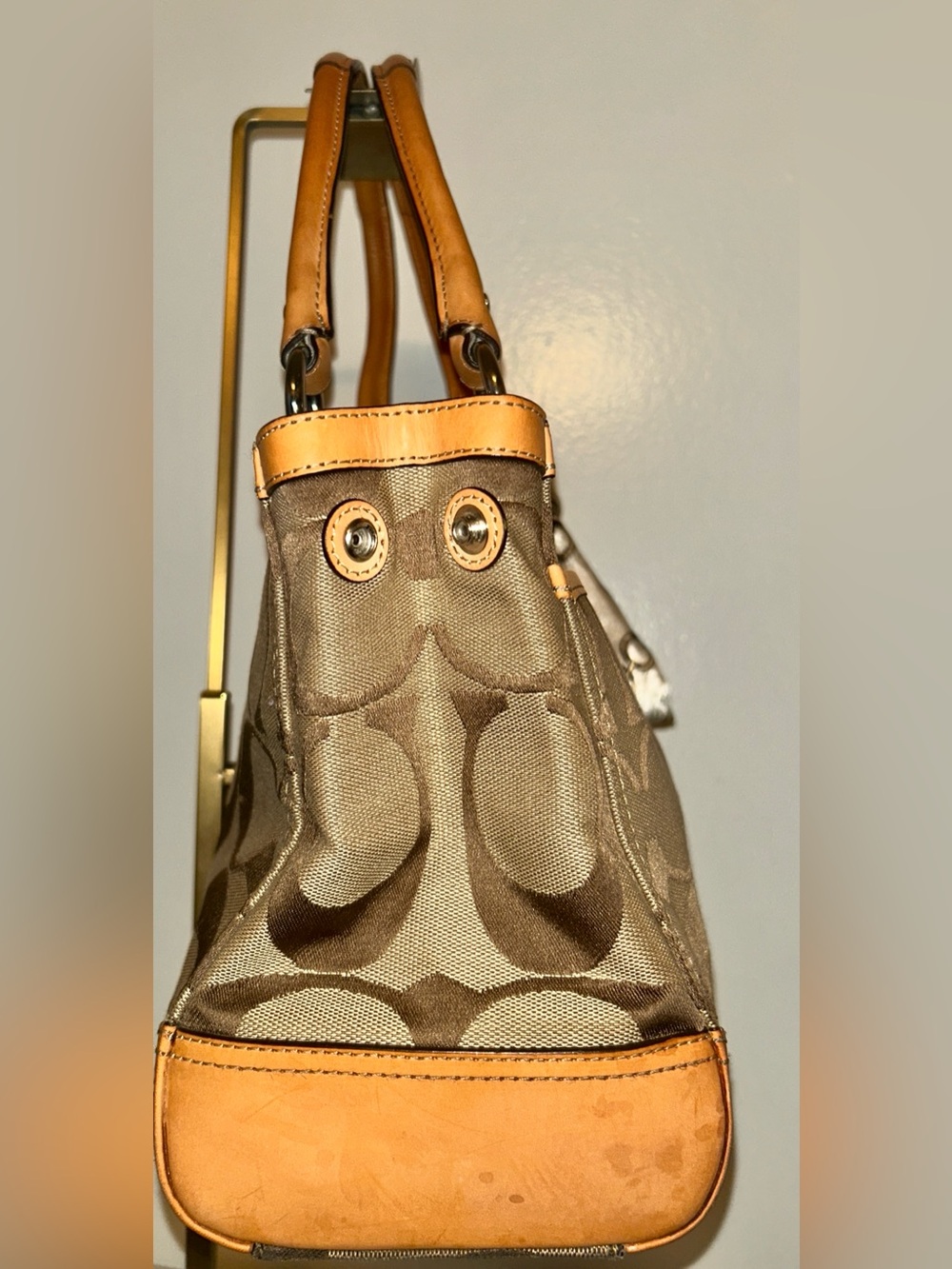 Coach Hampton Signature Monogram Handbag . Y2K Vintage Beauty - Picture 6 of 15
